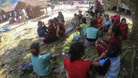 Di tengah pandemi COVID-19 tersebut, upacara Gawai dilakukan secara hati-hati dengan menerapkan pembatasan dan pengetatan pemeriksaan untuk para tamu, khususnya tamu dari luar kawasan.