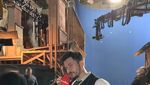 Resmi Jadi Ayah, Ini Potret Orlando Bloom Si Pencinta Kopi