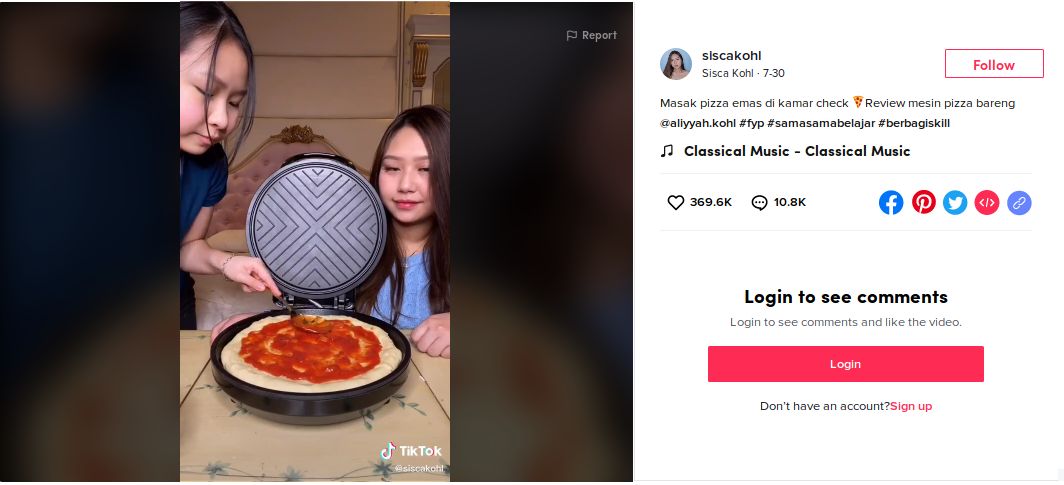 Pamer Bikin Pizza Emas di TikTok