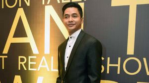 Potret Adly Fairuz, Cucu Maruf Amin yang Maju di Pilbup Karawang