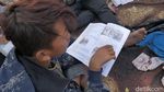 Potret Sekolah Anak Jalanan di Alun-alun Kota Cimahi