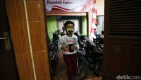 Kegiatan tersebut dilakukan karena pemerintah belum membuka belajar tatap muka di sekolah.