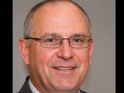 Terlihat Nyata, Tapi Orang-orang Ini Tak Pernah Ada!