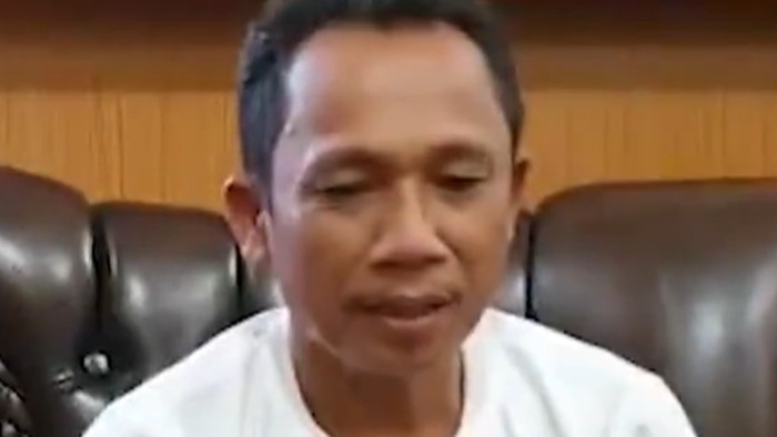 Effendi Buhing, tokoh adat Kinipan di Kalimantan Tengah, menyebut ada miskomunikasi dalam peristiwa penangkapannya. Dirinya dan pihak kepolisian telah saling memahami kesalahpahaman tersebut.