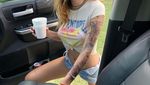 Gaya Kulineran Bella Thorne, Artis yang Raup Rp 14 Miliar Sehari