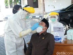 Hasil Tes Swab DPRD Sidoarjo Keluar, 4 Anggota Dewan Positif COVID-19
