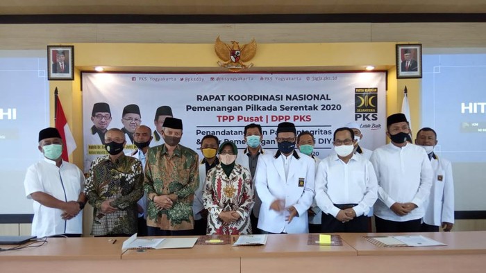 DPW PKS DIY jumpa pers terkait rekomendasi pasangan calon kepala daerah untuk tiga Pilkada serentak 2020 di DIY.