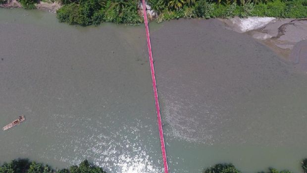 Ekspedisi 1.000 Jembatan Gantung