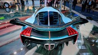 Mobil termahal buatan China dikatakan akan memiliki banderol sekitar 10 juta Yuan atau sekitar Rp 21 miliar. Produksinnya pun akan dibatasi sebanyak 70 unit saja. Foto: Hongqi