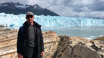 Namun saat berwisata, penampilannya pun biasa saja, mungkin yang penting nyaman. Foto: Instagram