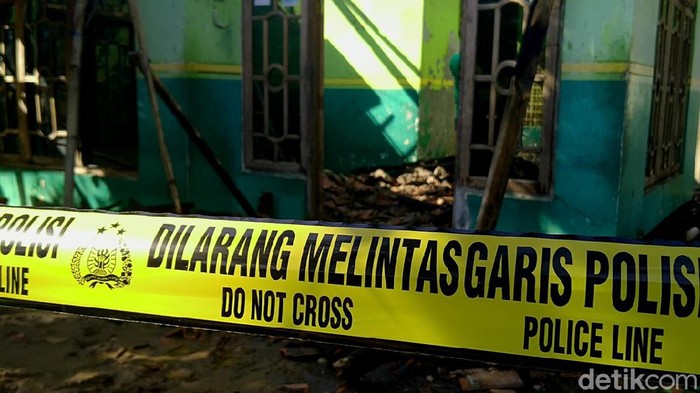Kondisi rumah TKP suami di Pekalongan bakar diri dan keluarga