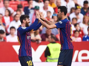 Busquets Bakal Copot Ban Kapten Jika Messi Balik ke Barcelona