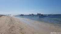 Jejeran perahu nelayan di Pantai Labuang (Abdy Febriady/detikTravel)
