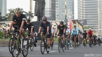 Para pehobi sepeda cepat ini sering gowes bareng rutin Sabtu pagi mulai dari jam 05.30 WIB.