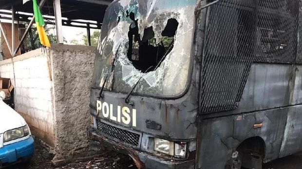 Polsek Ciracas Diserang (dok detikcom)