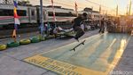 Asyiknya Menikmati Sore Sambil Bermain Skateboard