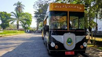 detikTravel bersama Forum Wartawan Pariwisata dan Ekonomi Kreatif (Forwaparekraf) dalam Event Press Tour & Seminar Series: Cirebon, Kuningan & Bandung berkesempatan mengitari kota Bandung menaiki Bandung Tour On Bus (Bandros).