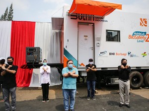 Percepat Penanganan COVID-19, BNI Beri Bantuan Mobile Laboratory
