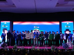 Diusung 3 Partai, Iye-Awab Deklarasi Maju Pilwalkot Cilegon
