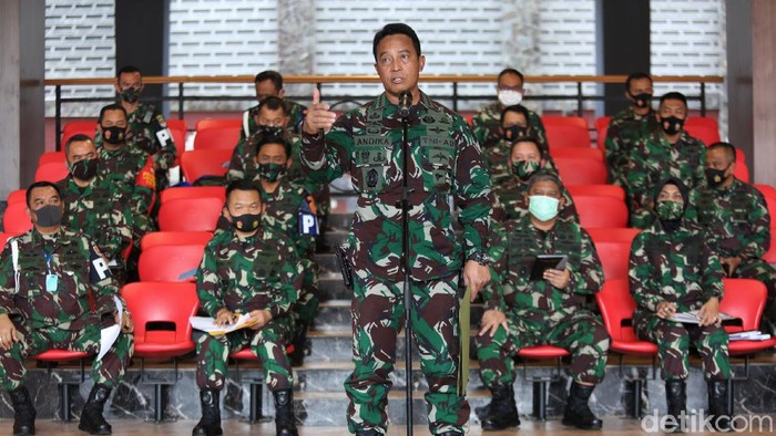 KSAD Jenderal Andika Perkasa Buka suara terkait penyerangan Polsek Ciracas, Jaktim. Ia akan ambil langkah tegas pada anggotanya yang terlibat penyerangan itu.