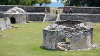 Diketahui, situs Benteng Indra Patra berukuran 4.900 meter persegi itu didirikan tahun 604 Masehi oleh Kerajaan Hindu Lamuri dan pernah dijadikan sebagai benteng pertahanan melawan Portugis oleh Kerajaan Sultan Iskandar Muda (1607-1636 Masehi) dan kini kondisinya membutuhkan perbaikan karena beberapa bangunan situs tersebut rusak dan dikhawatirkan terancam punah.