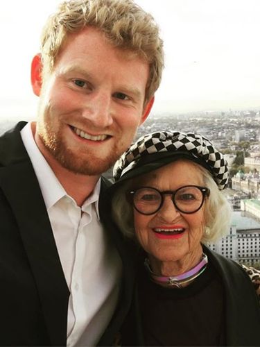 Peniru Pangeran Harry sepi job sejak insiden Megxit.