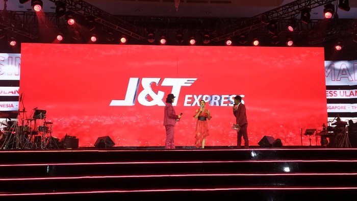 J&T
