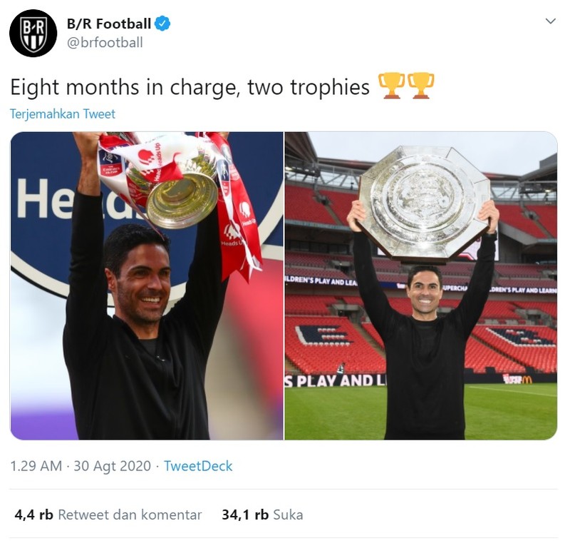 Arsenal menjuarai Community Shield setelah mengalahkan Liverpool. Meme kocak Liverpool gagal juara pun bertebaran di media sosial.