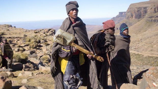 Musisii Basotho di Sani Pass, Lesotho
