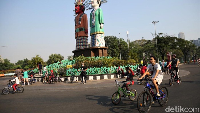 Pemprov DKI Jakarta kembali memberlakukan kawasan khusus pesepeda di sejumlah jalan Ibu Kota. Salah satunya Jalan Benyamin Sueb di Kemayoran.