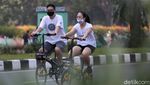 Potret Warga Bersepeda di Jalan Benyamin Sueb Kemayoran