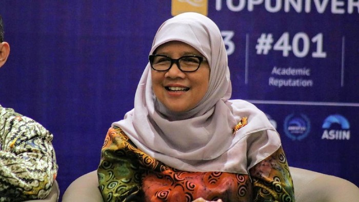 Guru Besar Biomolekuler Unair Prof Ni Nyoman Tri Puspaningsih