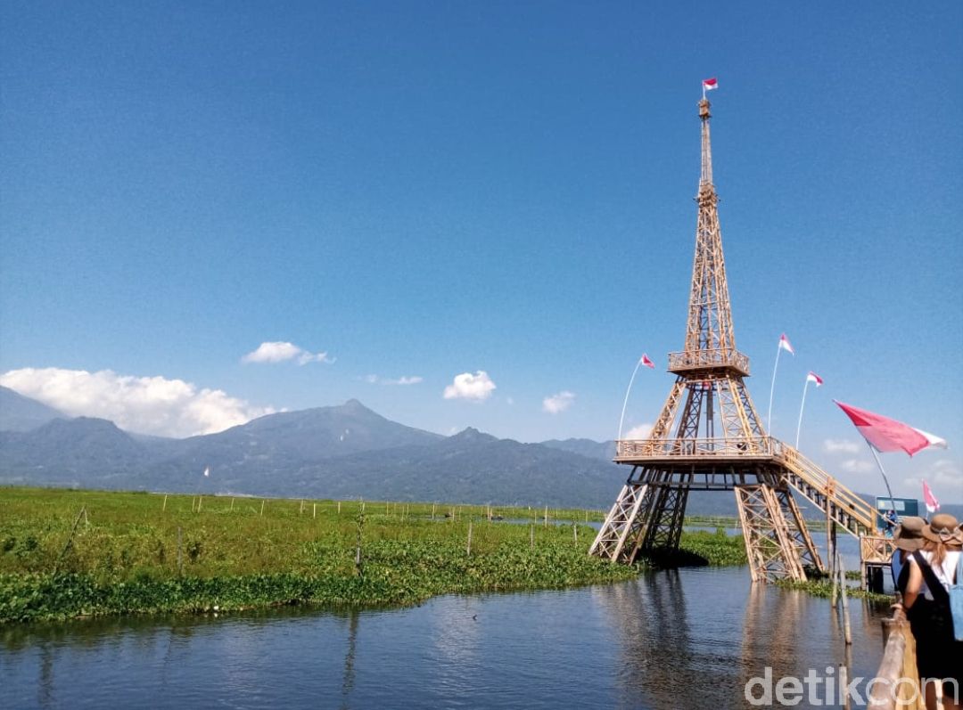 Radesa Wisata eiffel bambu semarang