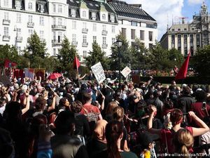 Demonstran Ludahi Al-Quran di Norwegia, MUI Jabar: Melukai Muslim Dunia!