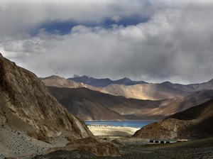 China Tegaskan Bisa Buat India Alami Kerugian Militer Lebih Parah