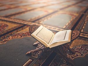 Warga Sukoharjo Temukan Sobekan Al-Quran Berceceran di Masjid