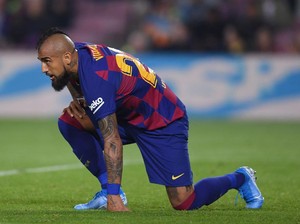 Vidal Mau Saja Bertahan di Barcelona, tapi...
