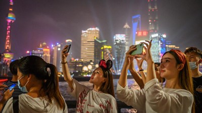 Sungai Huangpu Hingga Menara Jadi Pilihan Liburan Warga China