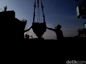 Ramalan Resesi RI: Tidak Separah Negara Lain