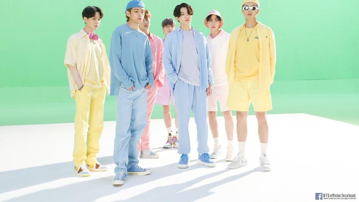 Fashion BTS dalam MV Dynamite Fashion BTS dalam MV Dynamite