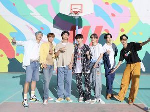 Ukir Sejarah! Dynamite BTS Puncaki Billboard Hot 100