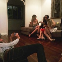 Foto Kekasih Demi Pacar