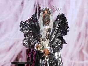 Lady Gaga Tampil Heboh di MTV VMA 2020, 9 Kali Ganti Baju