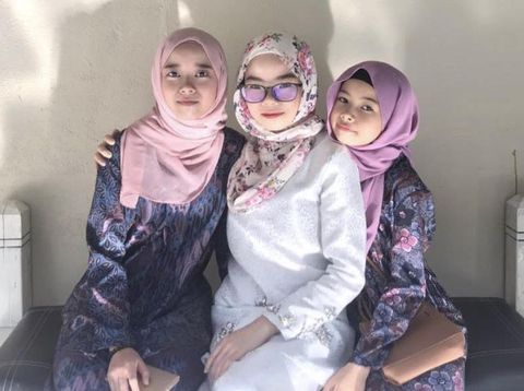 heni Hani dan adik-adiknya