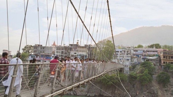 Jembatan Laksman Jhula