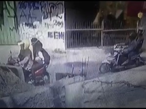 Video Kawanan Begal Rampok Uang Bansos Rp 135 Juta di Purwakarta