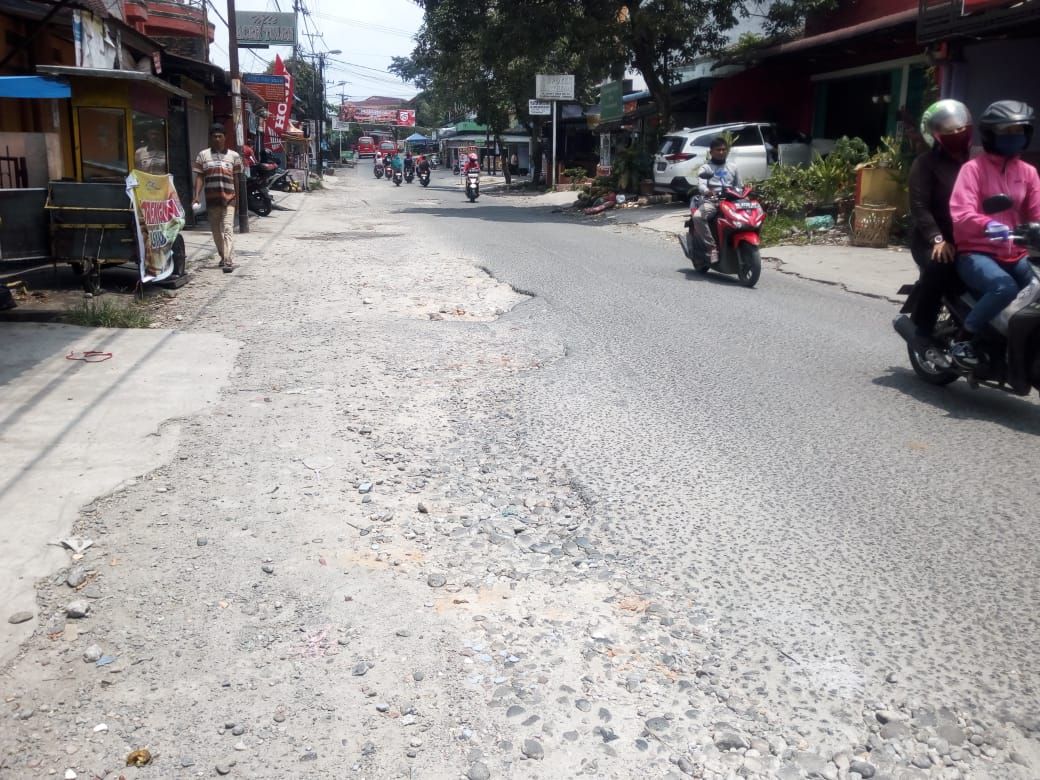 Kondisi Jalan Karet Raya