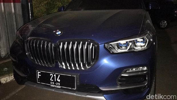 Mobil milik Pinangki yang disita Kejagung