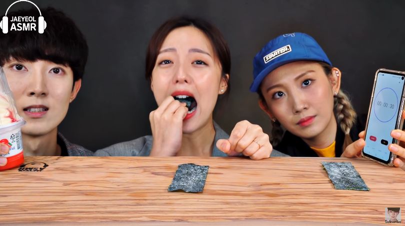 5 YouTuber Mukbang Camilan Pedas