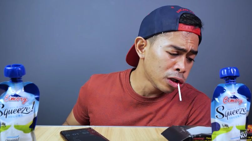 5 YouTuber Mukbang Camilan Pedas